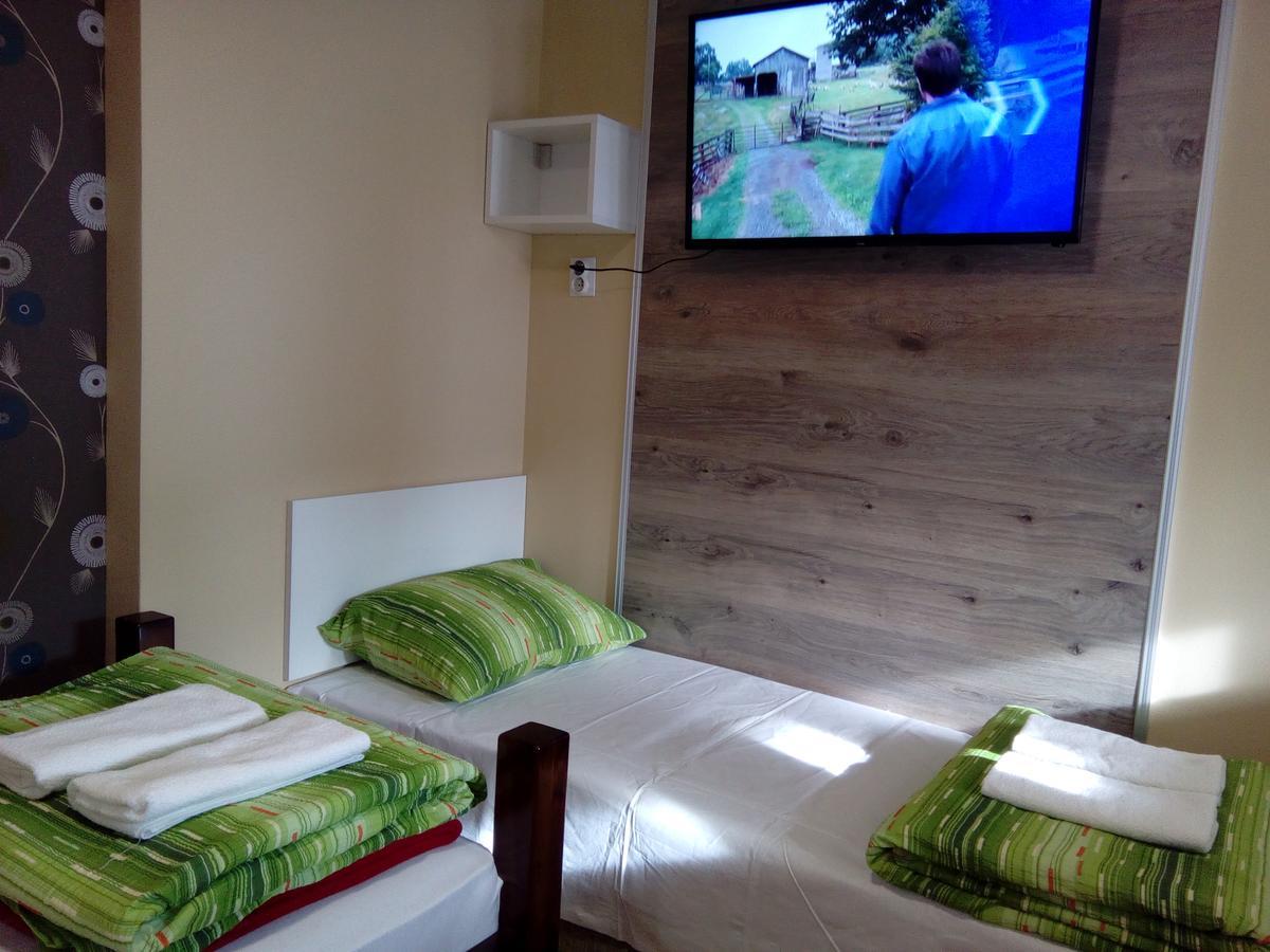 Nova Varoš Caffe Pizzeria I Apartmani Bona Fides Nm מראה חיצוני תמונה