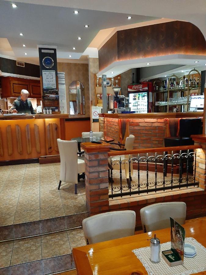 Nova Varoš Caffe Pizzeria I Apartmani Bona Fides Nm מראה חיצוני תמונה